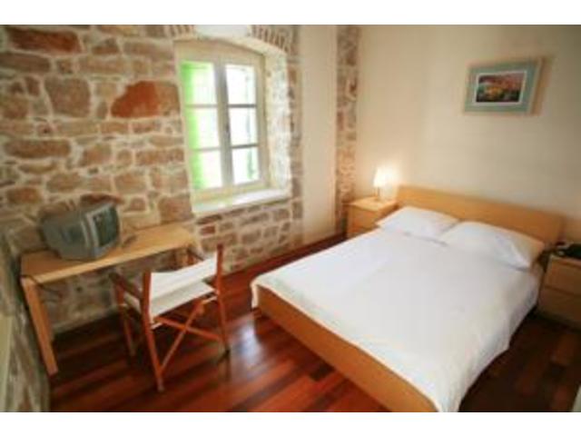 hotel maestral prvic luka hotel maestral prvic luka